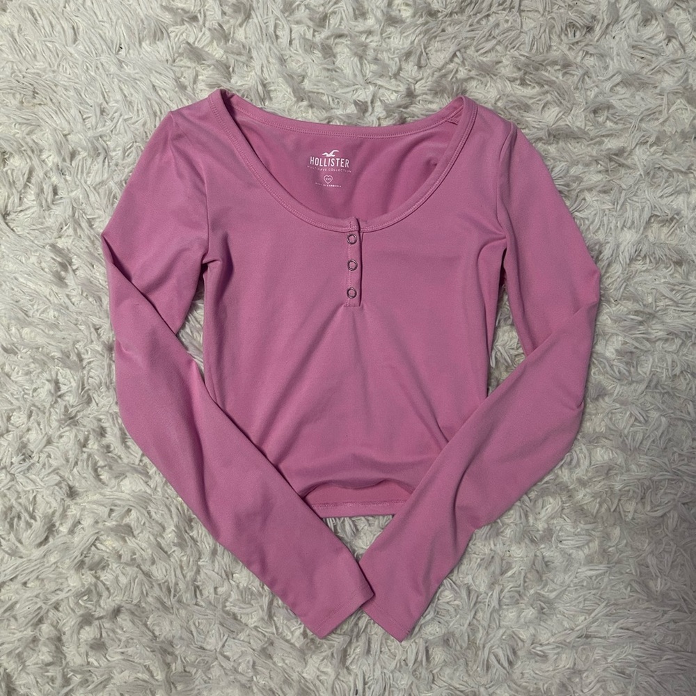 hollister shirt